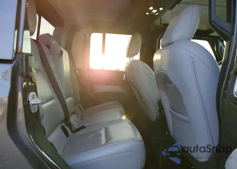 2021 Jeep Gladiator Overland z USA, uszkodzony, nr VIN 1C6HJTFG4ML544583